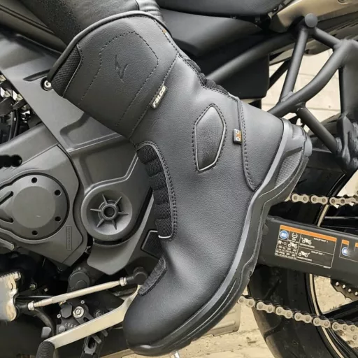 FALCO Liberty 2.1 motoros csizma – fekete, vízálló, túra, 45